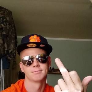 Meet your Posher, Justin